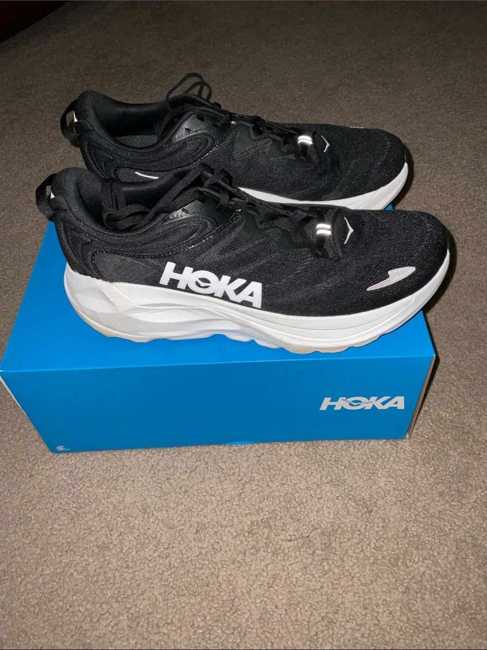 Men’s Hoka Gaviota 6 size 11.5